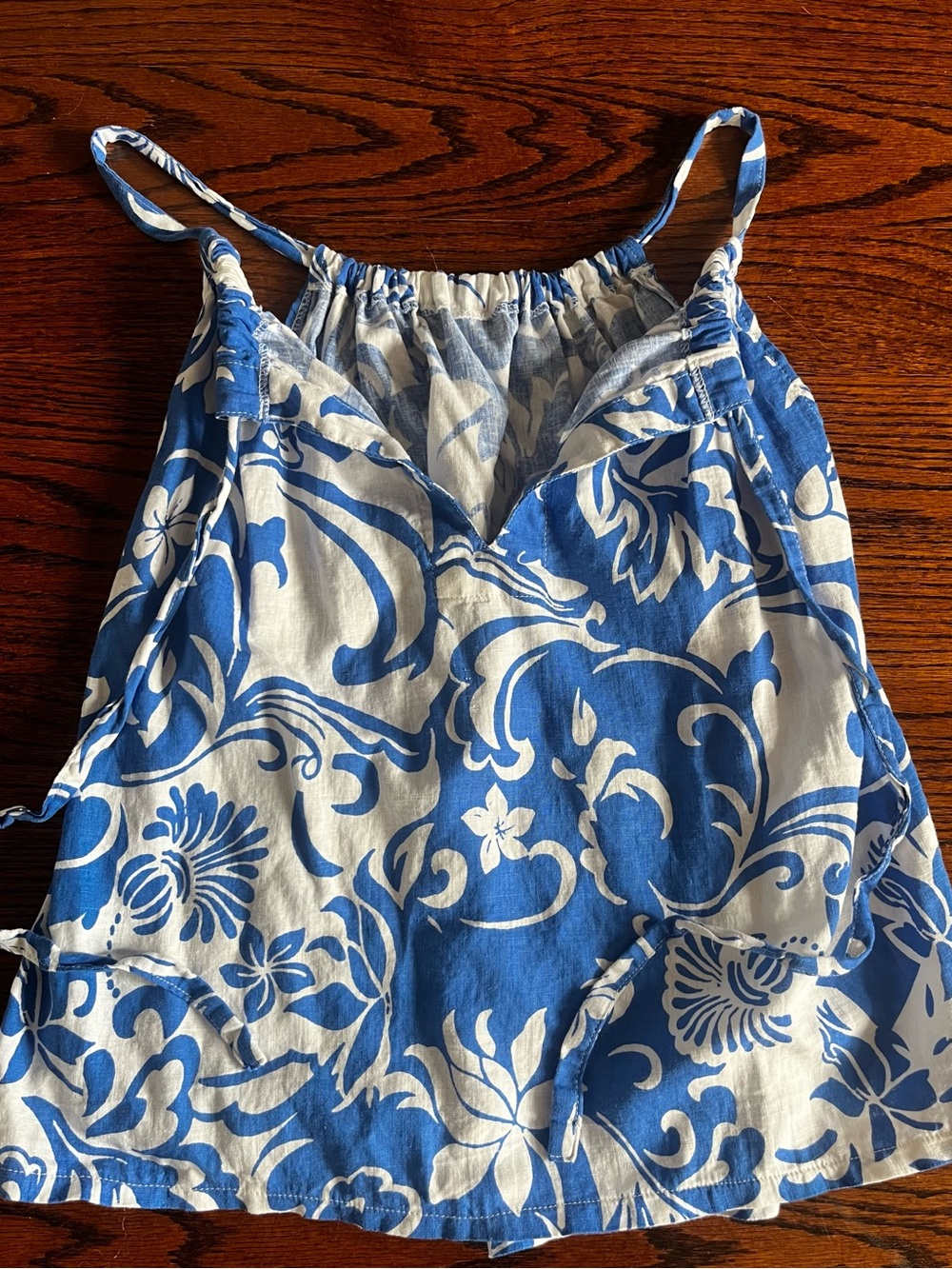 Blue and White Floral Spaghetti Strap Tank Linen M